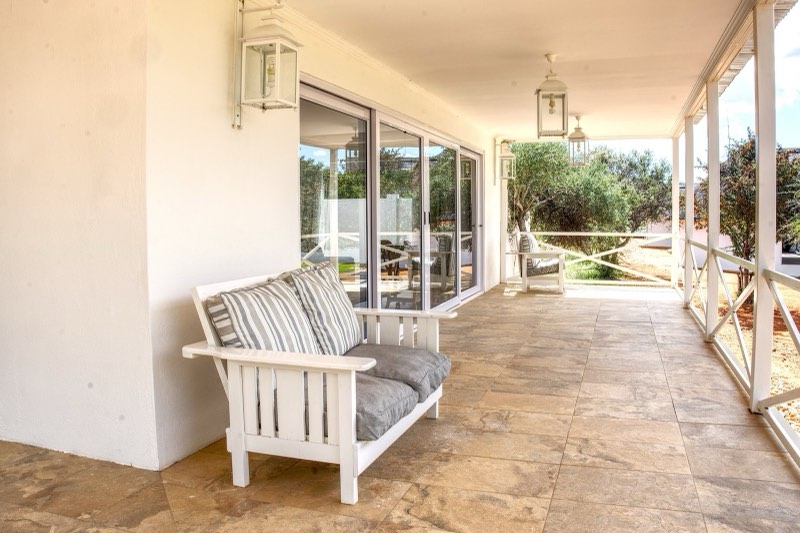 The covered veranda