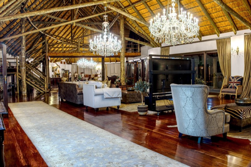 Indoor lounge and dining